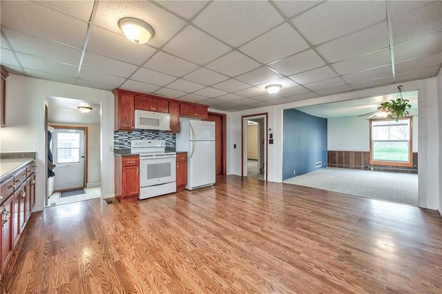 35705 Renner Road, Paola, KS 66071