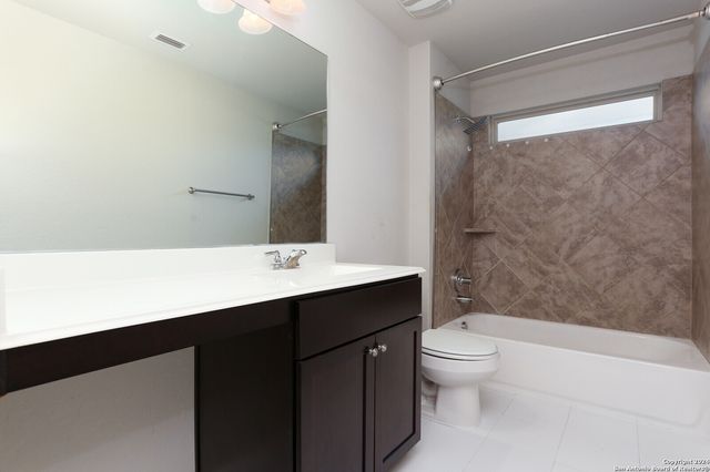 7922 BEARCAT FLD, San Antonio, TX 78253