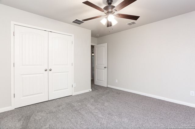 7922 BEARCAT FLD, San Antonio, TX 78253