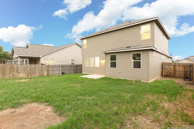 7922 BEARCAT FLD, San Antonio, TX 78253