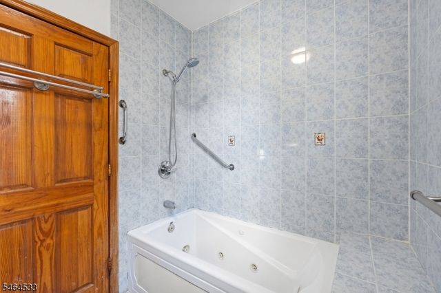1038 Fairview Pl, Hillside Twp., NJ 07205
