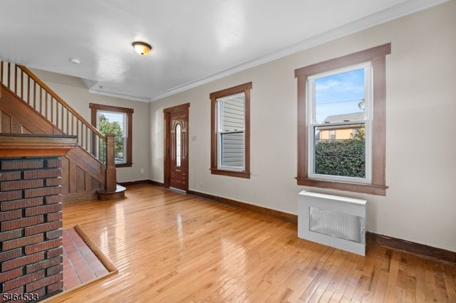 1038 Fairview Pl, Hillside Twp., NJ 07205