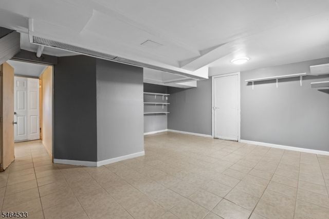1038 Fairview Pl, Hillside Twp., NJ 07205
