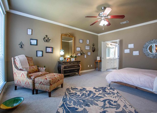 6901 Gap Point Circle, Sherwood, AR 72120