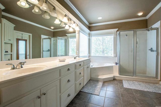 6901 Gap Point Circle, Sherwood, AR 72120