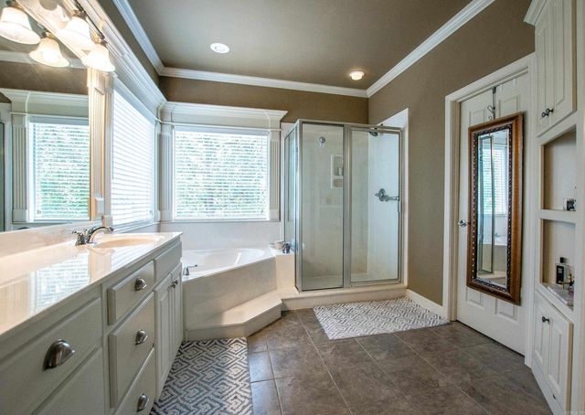 6901 Gap Point Circle, Sherwood, AR 72120