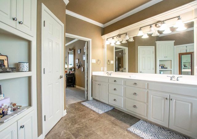 6901 Gap Point Circle, Sherwood, AR 72120