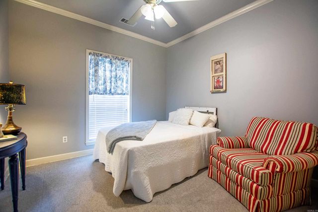 6901 Gap Point Circle, Sherwood, AR 72120