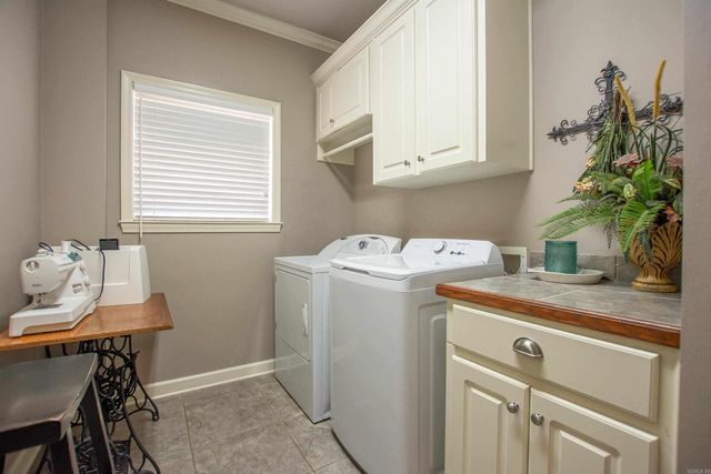 6901 Gap Point Circle, Sherwood, AR 72120