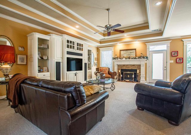 6901 Gap Point Circle, Sherwood, AR 72120