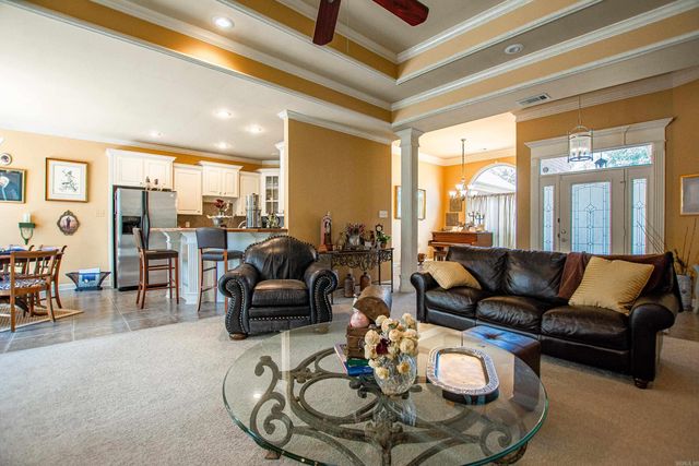 6901 Gap Point Circle, Sherwood, AR 72120