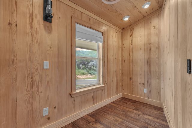 3101 Park Road 36, Graford, TX 76449