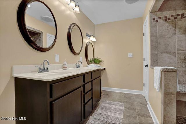 156 Peytons Ridge Drive, Hubert, NC 28539