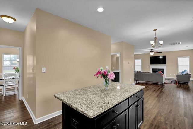 156 Peytons Ridge Drive, Hubert, NC 28539