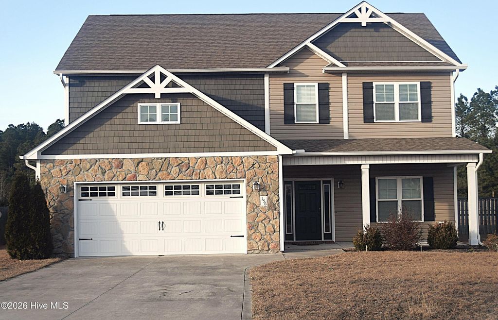 156 Peytons Ridge Drive, Hubert, NC 28539