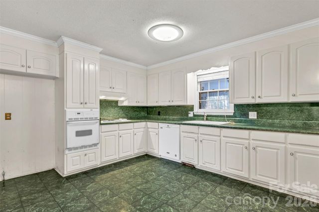 3234 Great Falls Highway, Lancaster, SC 29720