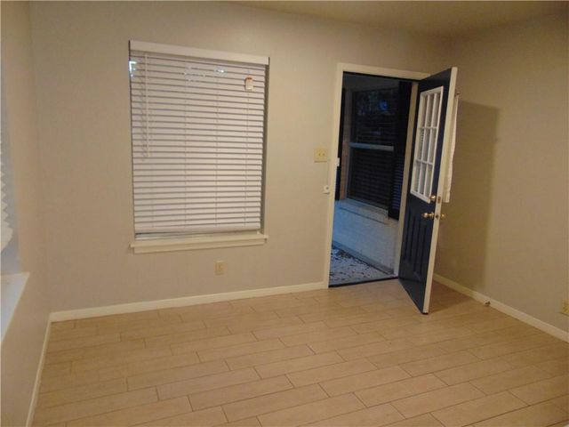 3904 Bailey LN B, Austin, TX 78756