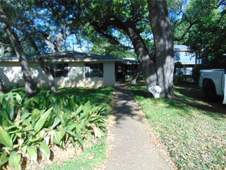 3904 Bailey LN B, Austin, TX 78756