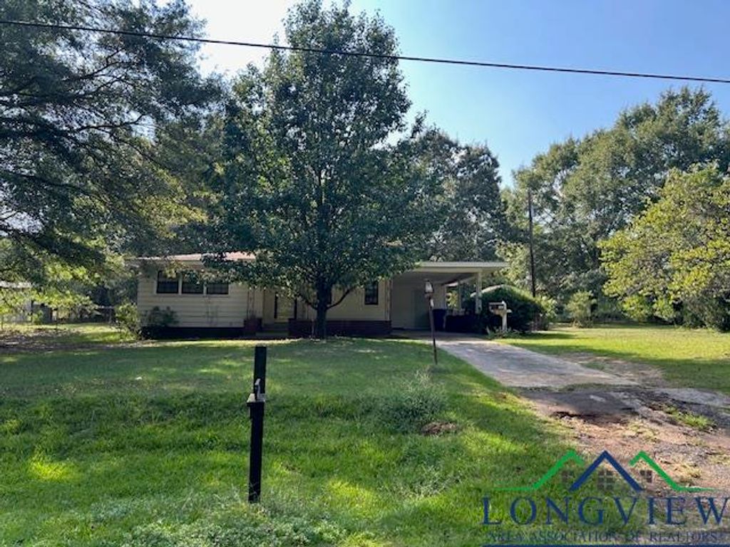 1401 Mrytlewood, Marshall, TX 75672