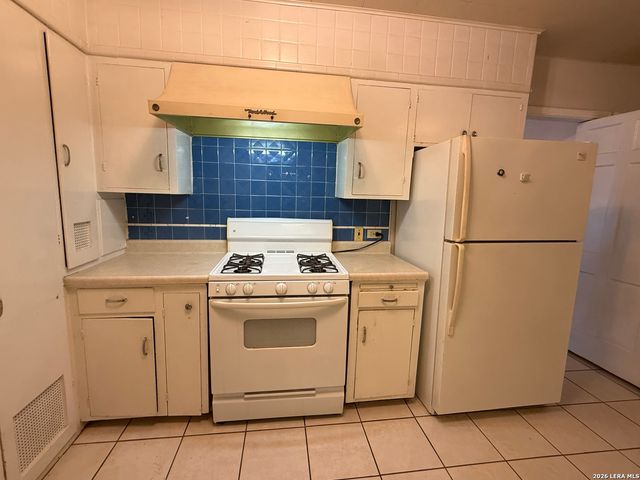 374 Meredith, San Antonio, TX 78228