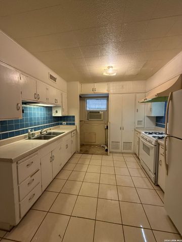 374 Meredith, San Antonio, TX 78228