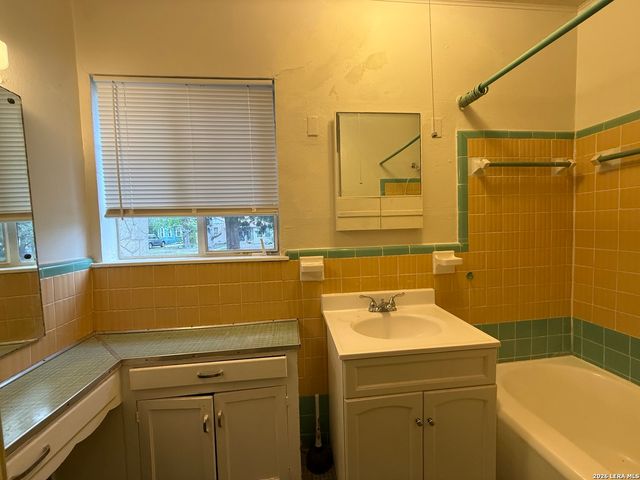 374 Meredith, San Antonio, TX 78228