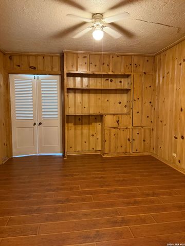 374 Meredith, San Antonio, TX 78228