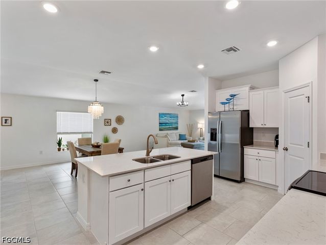 3801 Treasure Oak WAY, Fort Myers, FL 33905