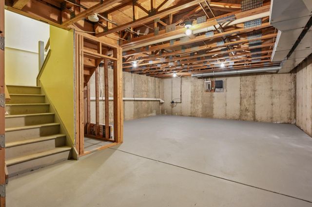 404 TRUMAN CT, Eagleville, PA 19403