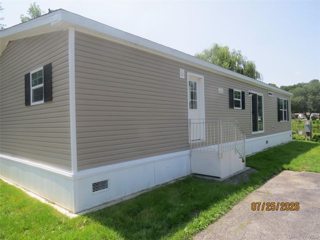 723 Beekman Road 70, Hopewell Junction, NY 12533