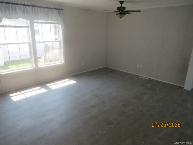 723 Beekman Road 70, Hopewell Junction, NY 12533
