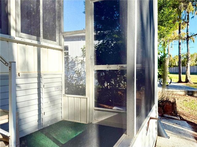 91 Vanda Sanctuary 91, Naples, FL 34114