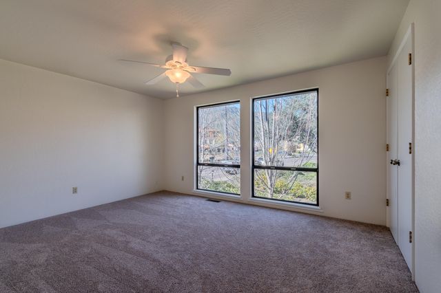 153 E Hersey Street, Ashland, OR 97520