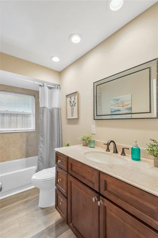 1948 DODGE CIRCLE, Clearwater, FL 33760