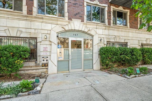 197 Spencer Street 8B, Brooklyn, NY 11205