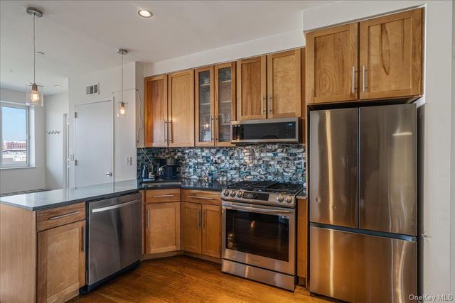 197 Spencer Street 8B, Brooklyn, NY 11205