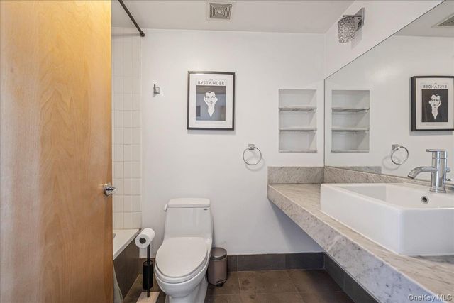 197 Spencer Street 8B, Brooklyn, NY 11205