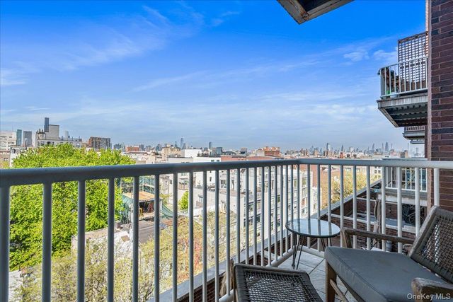 197 Spencer Street 8B, Brooklyn, NY 11205