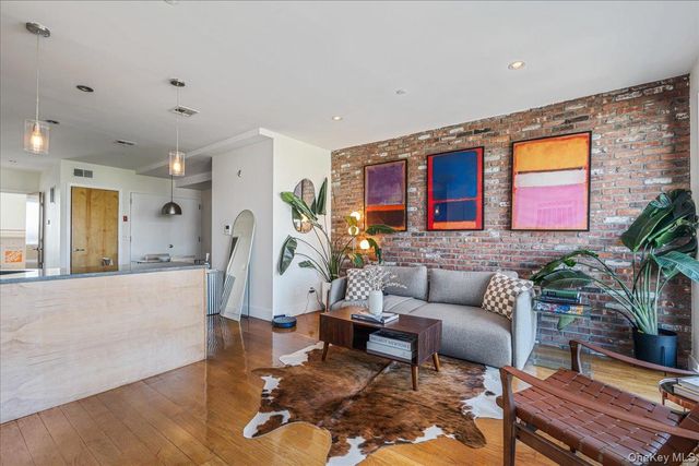 197 Spencer Street 8B, Brooklyn, NY 11205