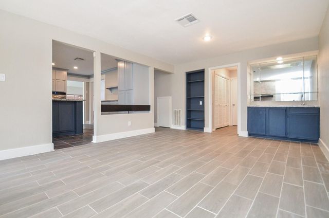 12510 Seaswept Drive, Houston, TX 77071