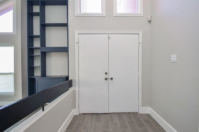 12510 Seaswept Drive, Houston, TX 77071