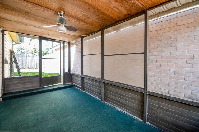 12510 Seaswept Drive, Houston, TX 77071