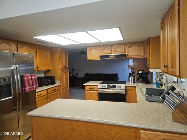 7114 W SUNNYSLOPE Lane, Peoria, AZ 85345