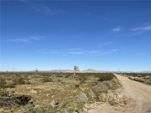 0 Chamberlain Way, Adelanto, CA 92311