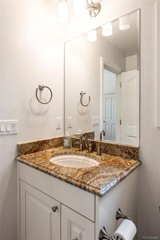 850 S Saint Paul Street, Denver, CO 80209