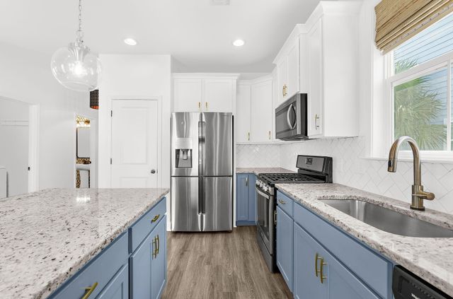 5151 Celtic Drive, North Charleston, SC 29405