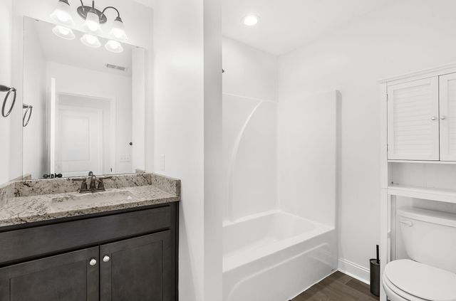 5151 Celtic Drive, North Charleston, SC 29405