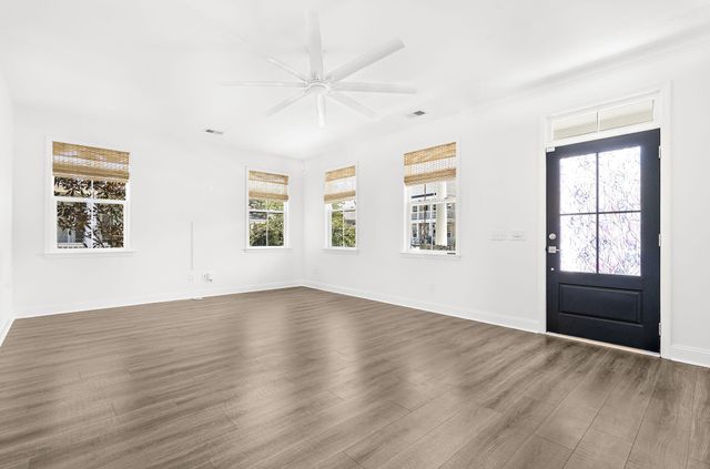 5151 Celtic Drive, North Charleston, SC 29405