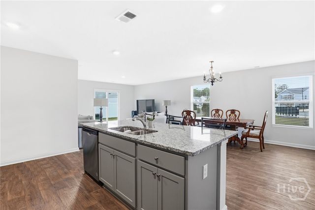 508 Coconut Drive, Bloomingdale, GA 31302