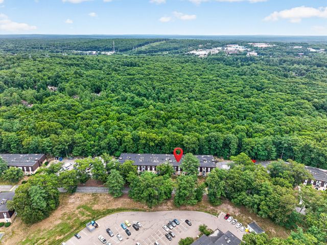 11 Shadowbrook Ln 22, Milford, MA 01757